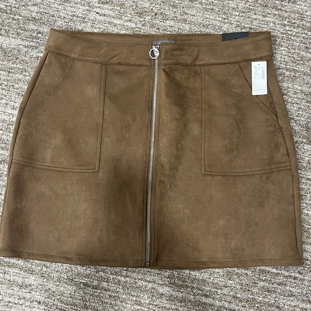 Maurice’s Skirt size 18